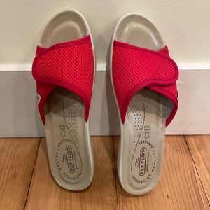 Womens Sandal Size 38 Fly Flot Made in Italy